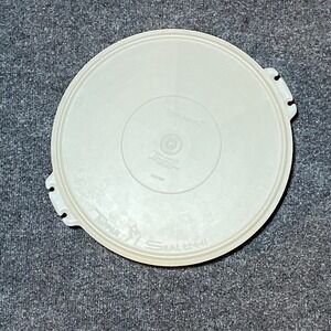 VTG‎ TUPPERWARE Party Susan Divided Relish Tray w/Lid White 6 Compartment 224-11